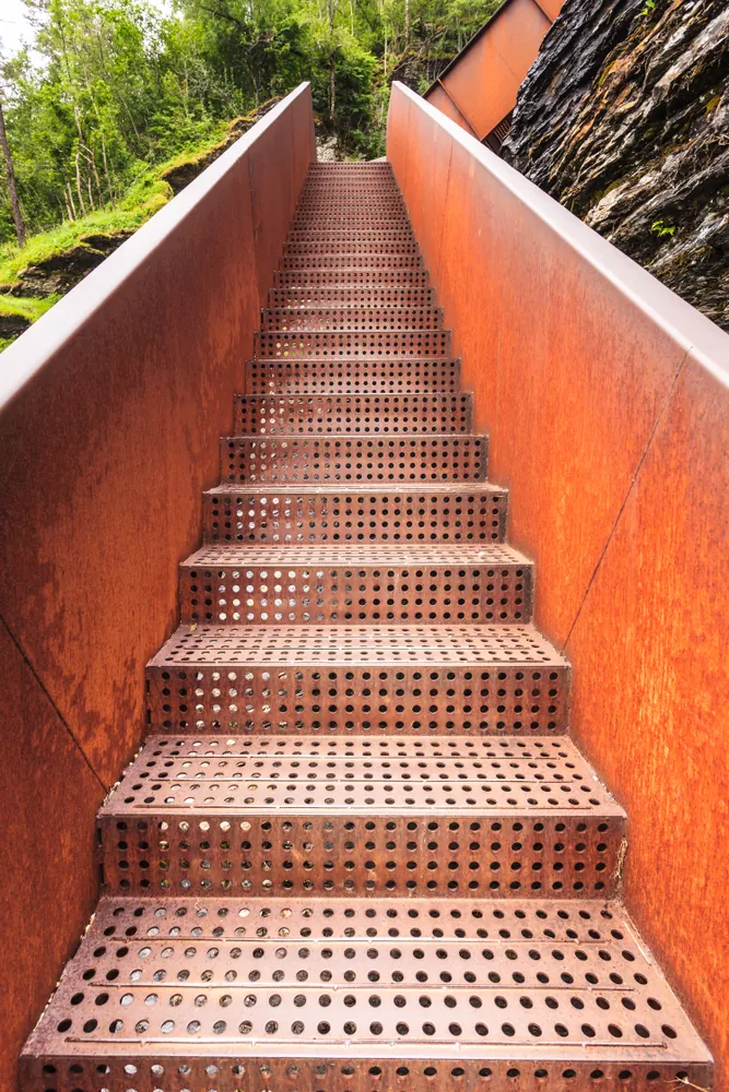 Corten-steel steps on Fosseråsa in Geiranger