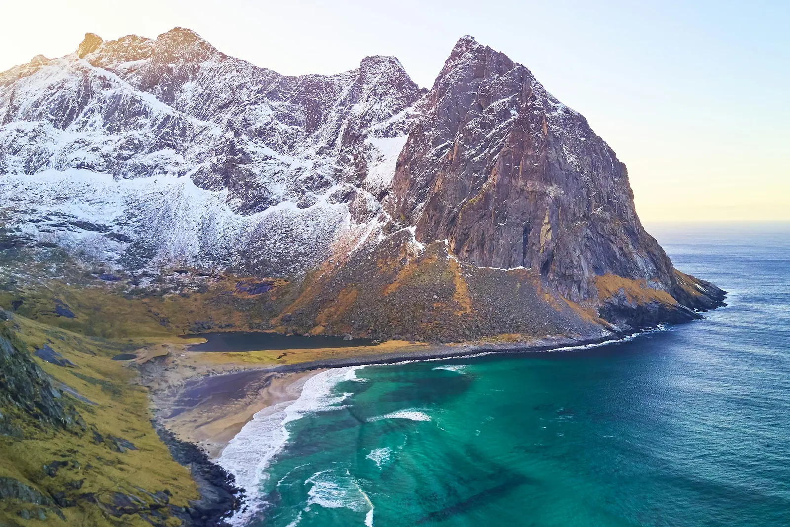 Kvalvika Beach